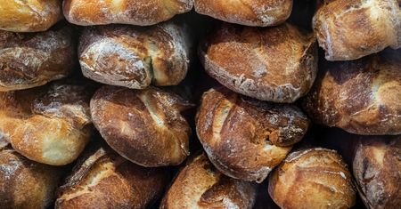Jesz codziennie? Krótka droga do cukrzycy i dużego brzucha