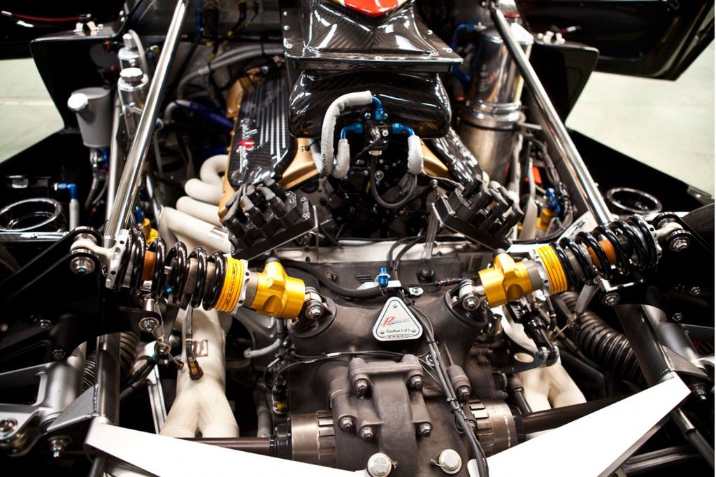 Pagani Zonda Revolucion - ostatnia Zonda na zdjęciach [galeria] 24