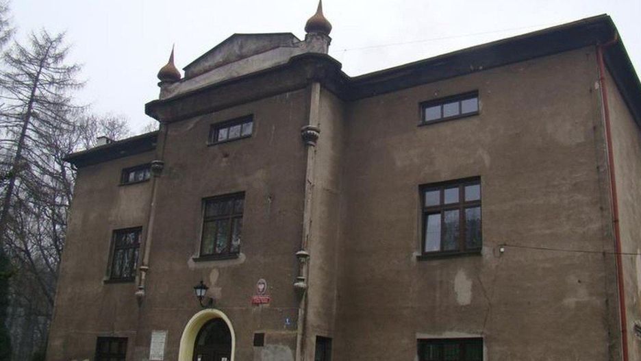 W tym budynku ma powstać dom dla seniorów z gminy wiejskiej Oświęcim