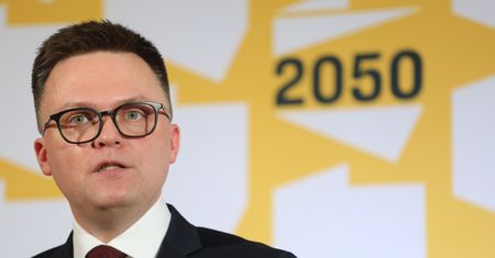 CBOS: Hołownia liderem rankingu zaufania. Znamy kolejne miejsca. Jarosław Kaczyński nie będzie zadowolony