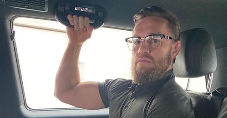 Conor McGregor pojawił się na Tour de France. Co za towarzystwo!