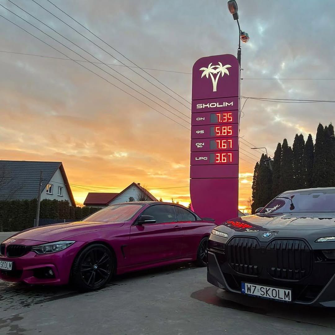 Skolim sprzedaje paliwo na stacji benzynowej. Jakie ma ceny?