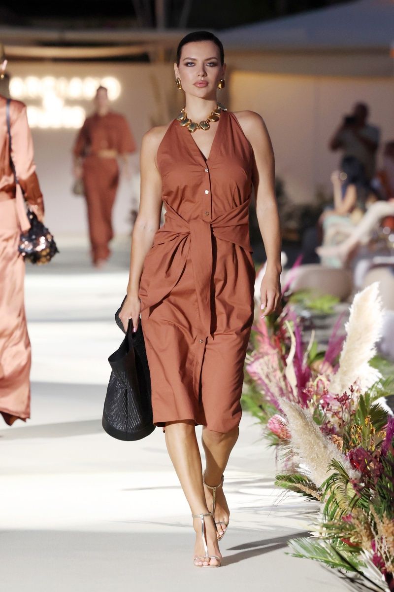 MARCIANO_FASHIONSHOW_FORTE DEI MARMI260
