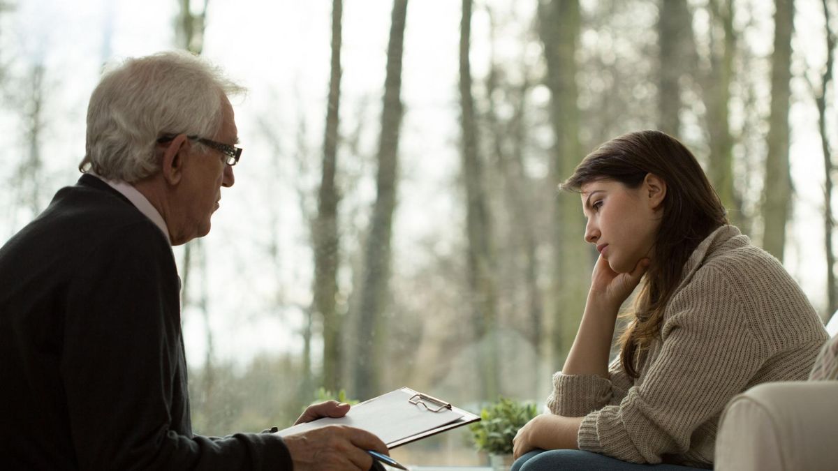 By skorzystać z pomocy psychologa w ramach NFZ, potrzebne jest skierowanie