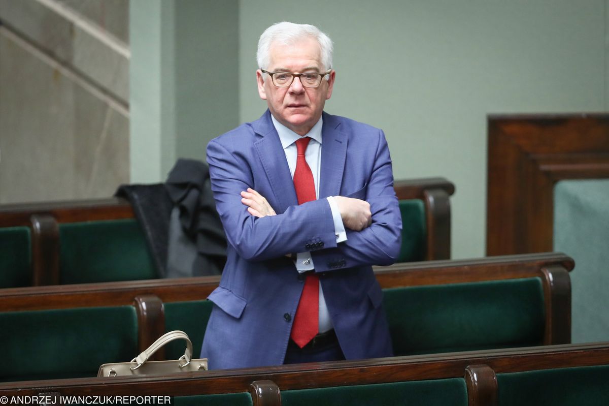 Makowski: "Eksperymentalny minister. Gdzie jest Jacek Czaputowicz, gdy go potrzeba?" [OPINIA]