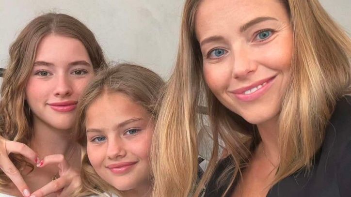 Rubik chwali się, że jej córki rozmawiają ze sobą po angielsku