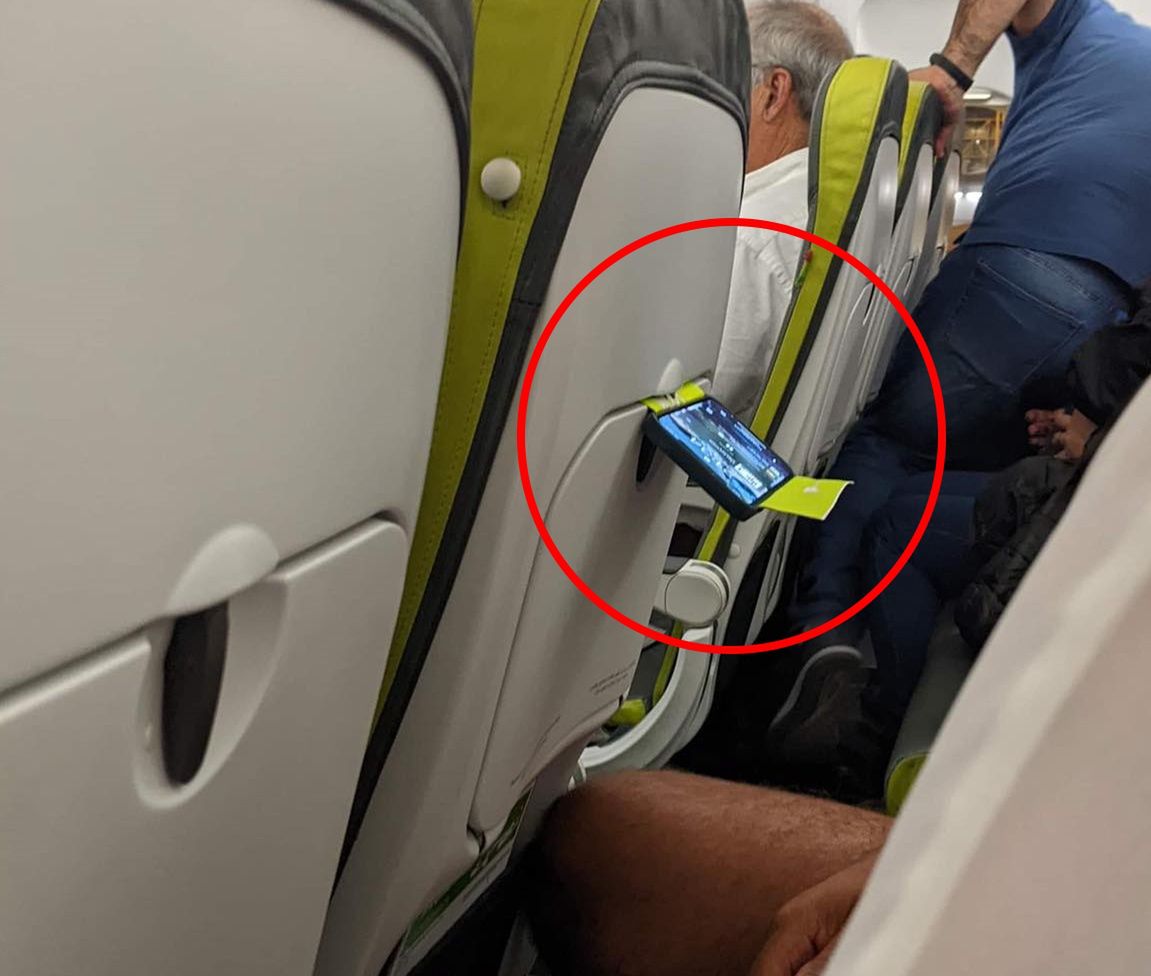 Genialny trik do wykorzystania w samolocie