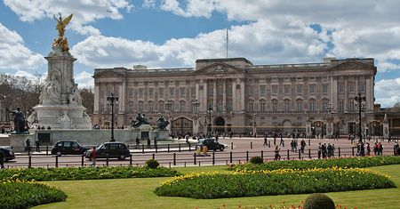 Brytyjski rząd da 460 mln na Pałac Buckingham