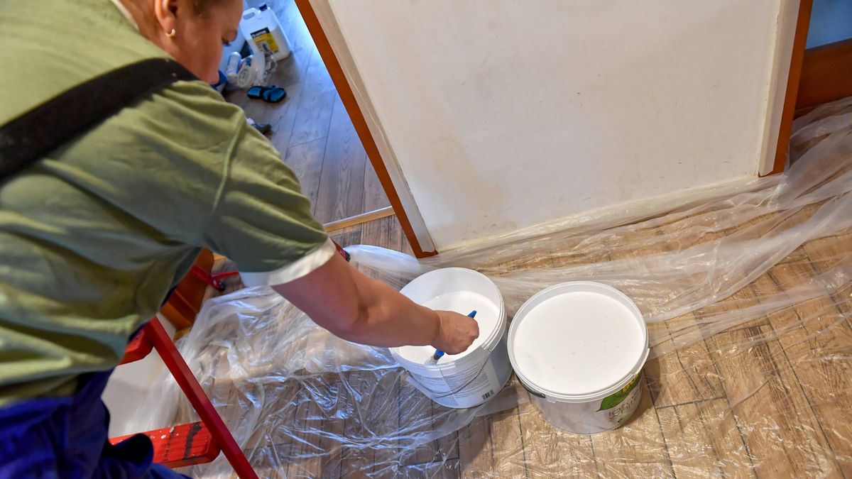 Wyremontował mieszkanie, urządzając w nim toaletę, prysznic