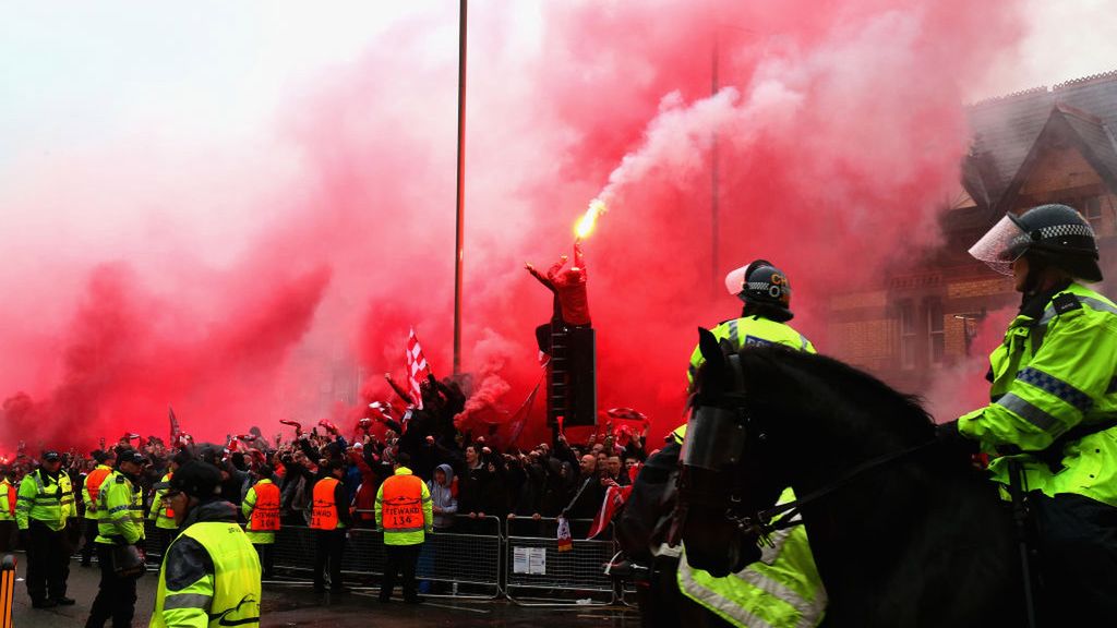 Getty Images / Na zdjęciu: kibice Liverpoolu przed meczem z Romą