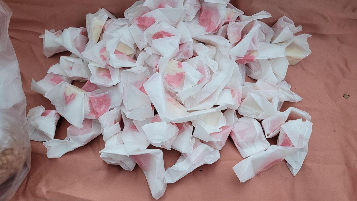 Pańska skórka zapakowana w papierki sprzedawana na sztuki