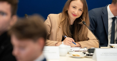 Spór o psychoterapię w ustawie o zawodzie psychologa. Minister postawiła sprawę jasno