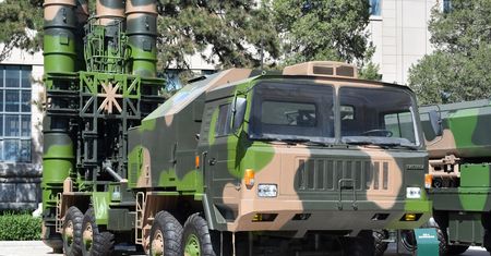 Iran liże rany. Kupuje chiński HQ-9B