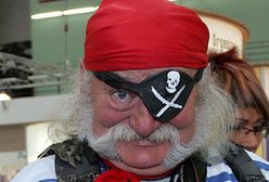 Łuczniczka walczy o ciebie z piratem