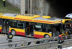 Autobus zjechał ze skarpy