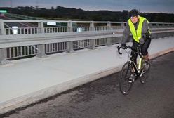 Minister wsiadł na rower i chce przejechać 180 km