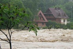 Rzeki niosą spustoszenie