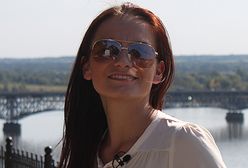 Kampania "tajemniczej brunetki"