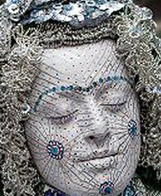 Dzieło sztuki na twarzy