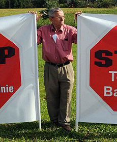 Protest przeciwko rajdowi  Bandery