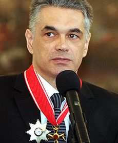 Prezydent odznaczył pracowników IPN-u