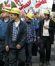 Stoczniowcy wyszli na ulice