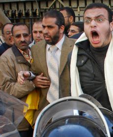 Rządził 30 lat - mają go dość