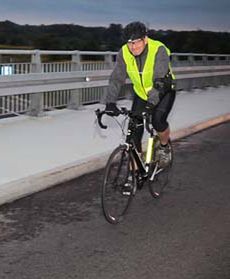 Minister wsiadł na rower i chce przejechać 180 km