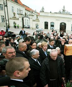 Miesięcznica katastrofy smoleńskiej