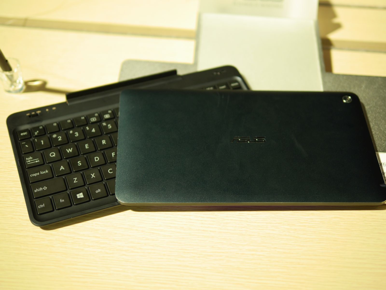 CES 2015: Asus Transformer Book T90 Chi i T100 Chi. Jest smuklej i ładniej 7