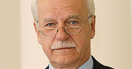 Andrzej Olechowski