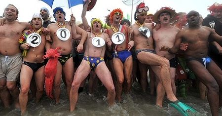 Przywitali Nowy Rok na plaży