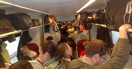 Spóźnione i przeładowane