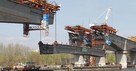460 ton zawisło w powietrzu