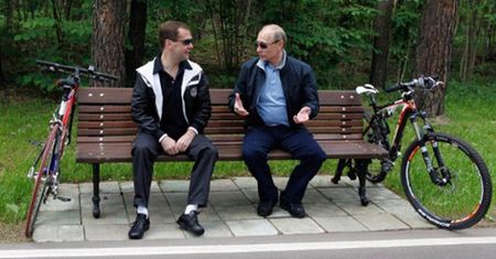 Miedwiediew z Putinem dbają o kondycję