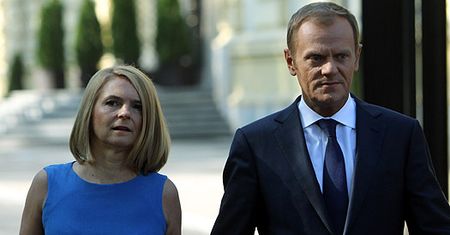 Premier z żoną jeździ po Polsce