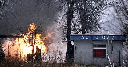 Wybuch i pożar na stacji