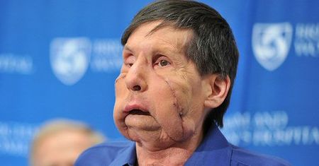 Pokazał światu nową twarz