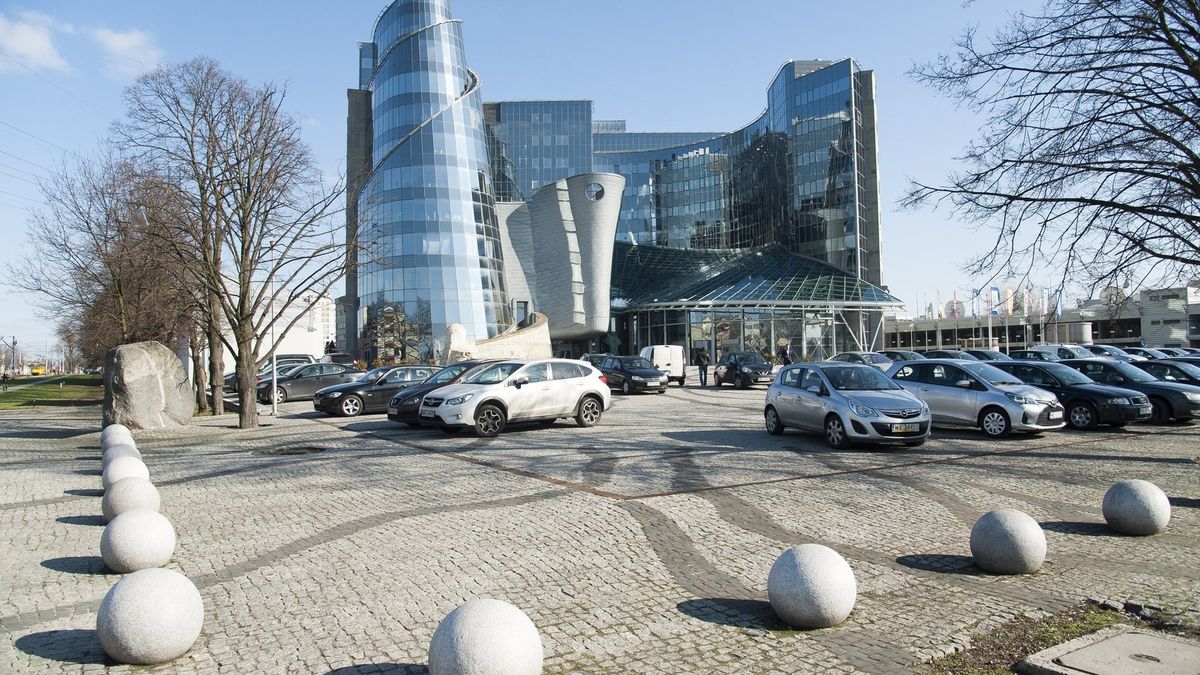 Budżet telewizji będzie dalej łatany z pieniędzy państwa