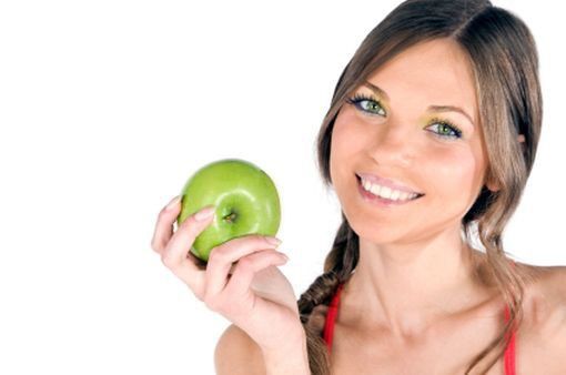 Jak jeść mniej? 5 sztuczek!