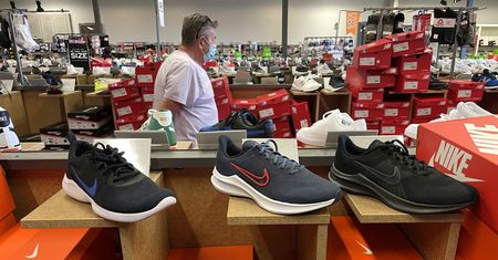 Nike całkowicie wycofuje się z Rosji. Wcześniej amerykański koncern zawiesił działalność