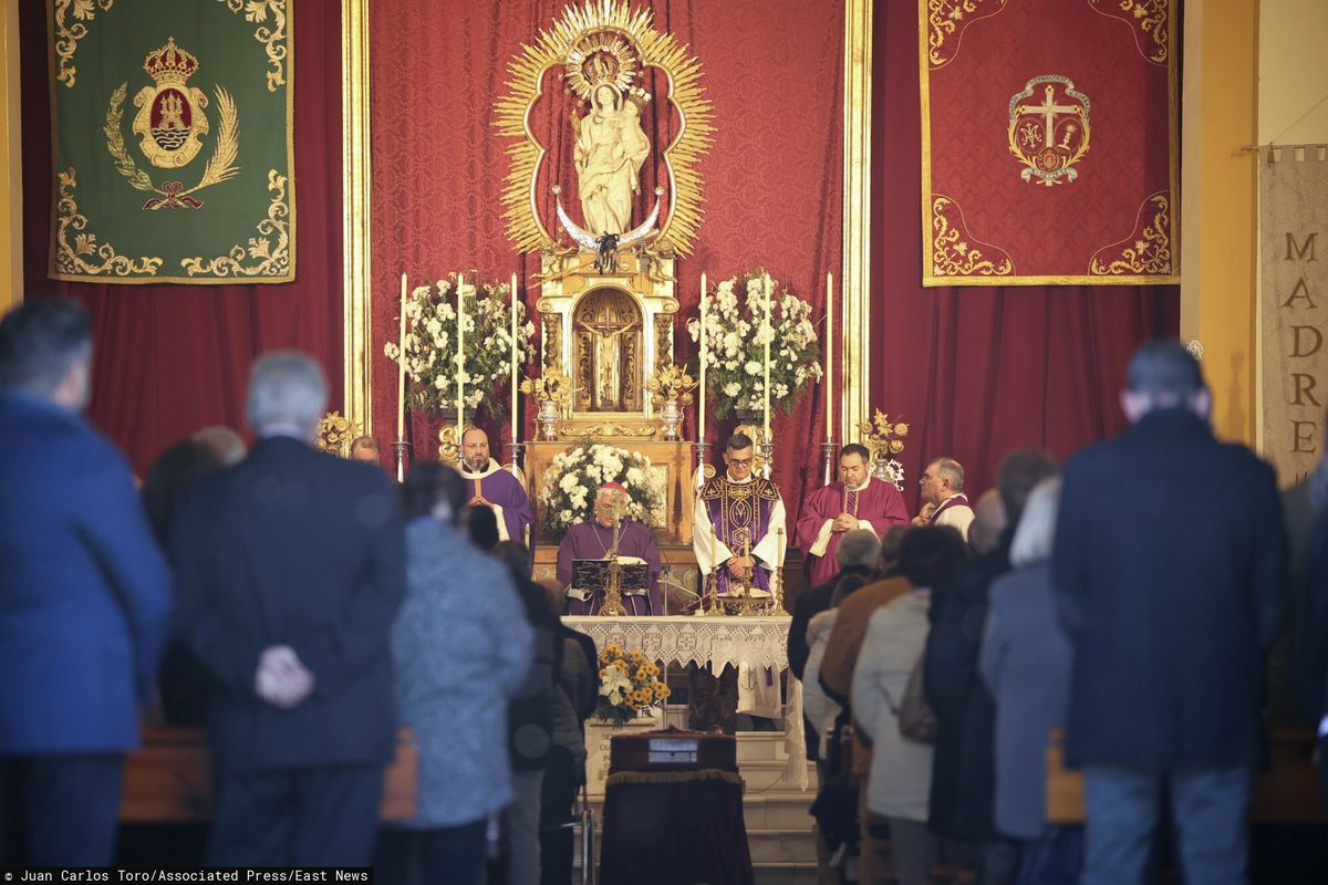 Msza pogrzebowa z powodu śmierci zakrystiana kościoła, który został zaatakowany i zabity w środę w Algeciras
