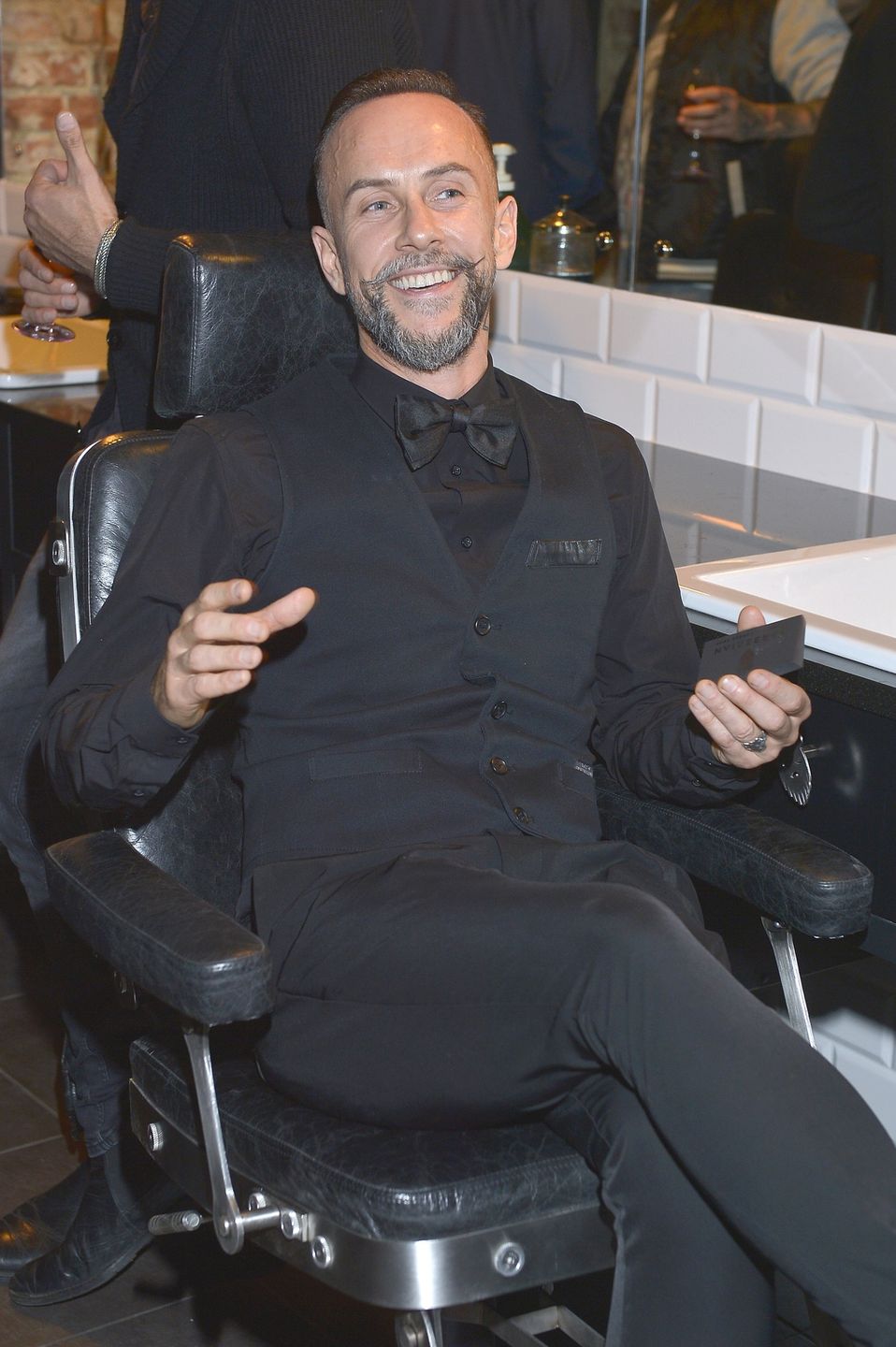 Nergal walczy ze żłobkiem