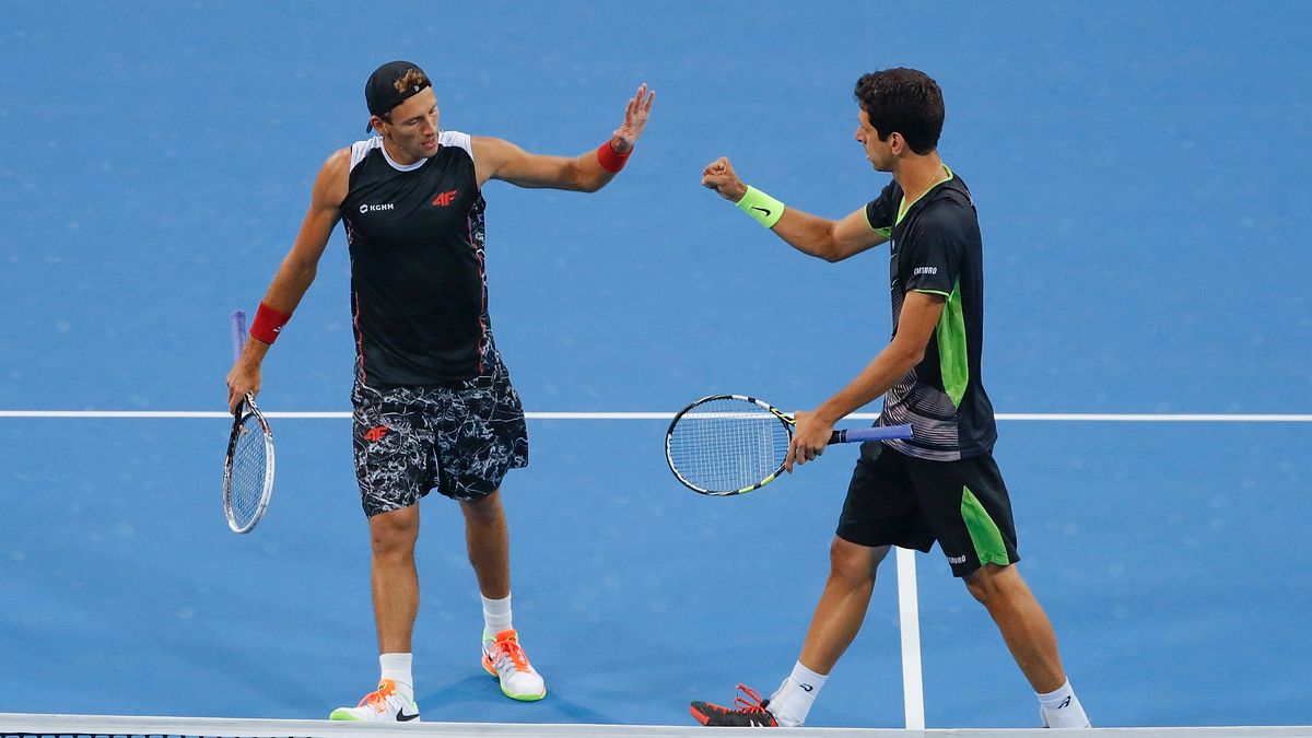 Getty Images / Lintao Zhang / Na zdjęciu od lewej: Łukasz Kubot i Marcelo Melo