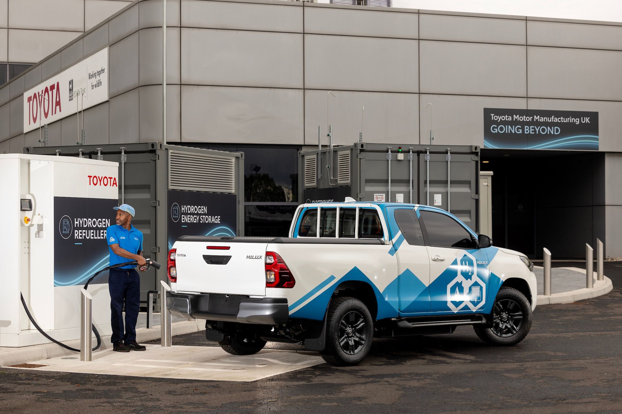 Wodorowa Toyota Hilux w wersji prototypowej