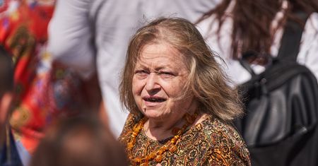 1,5 mln zł w kilka lat. Tyle zarobiła przyjaciółka Jarosława Kaczyńskiego