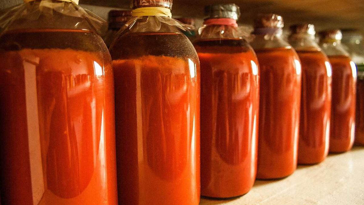 Sok z pomidorów warto pić jak najczęśniej