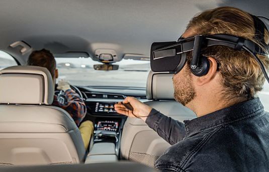 Audi prezentuje system wirtualnej rozrywki w samochodach