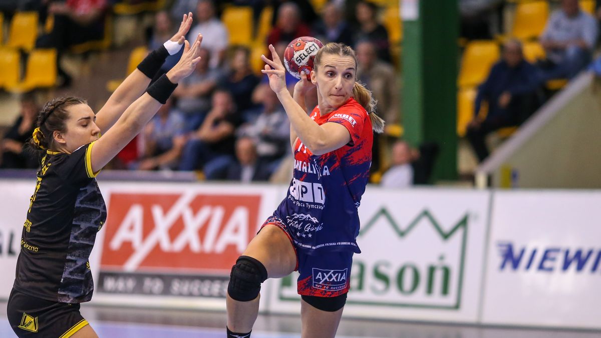 Materiały prasowe / PGNiG Superliga Kobiet / Piotrcovia Piotrków Trybunalski / Joanna Waga w akcji