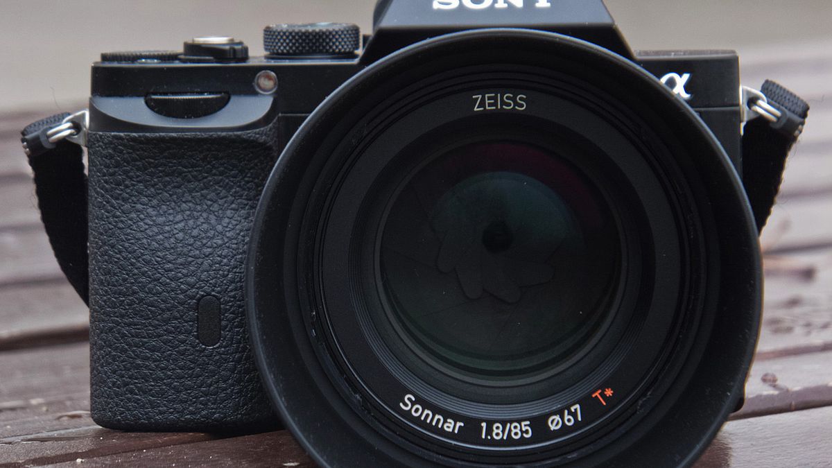 Zeiss Batis 85 mm f/1,8 [test] 1